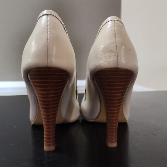 Fitzwell posh pumps in cream - Picture 3 of 7
